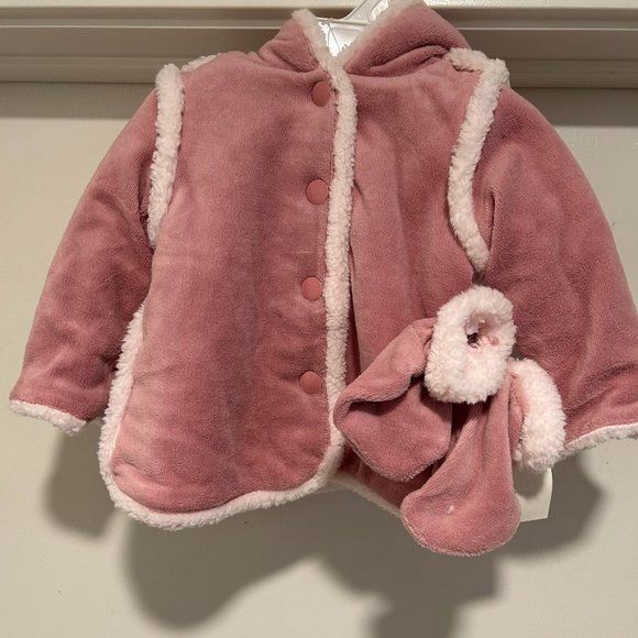 FIRST IMPRESSIONS GIRLS' FOXGLOVE  2 PC COAT AND GLOVES 0-3 MONTHS - Picture 1 of 12